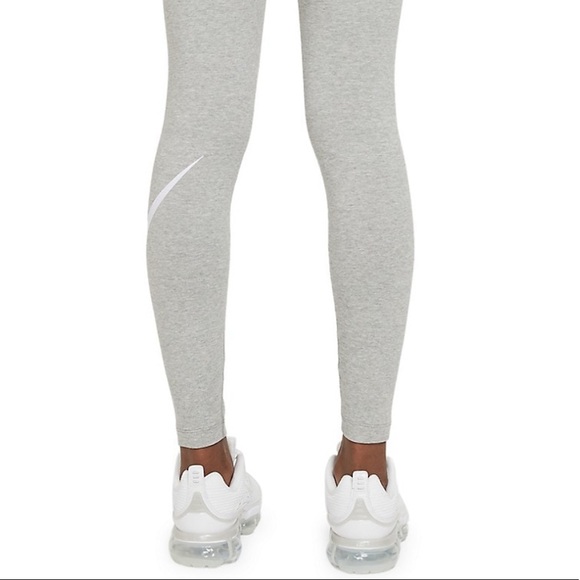 Nike Swoosh Leggings - Picture 3 of 7